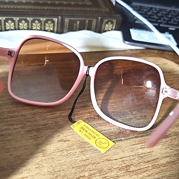 NWT 70s Vtg Ben Hur Designer Sunglasses Made In Italy New Old Stock - Picture 2 of 8